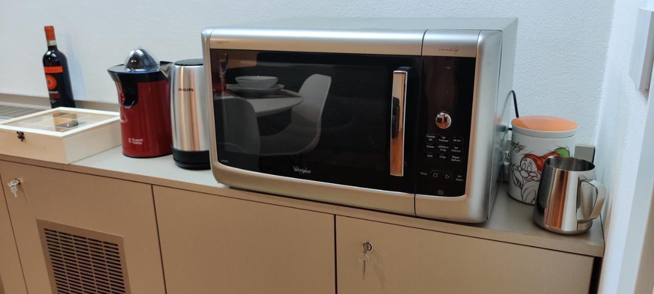Nxt Station Deluxe Apartment 베르가모 외부 사진