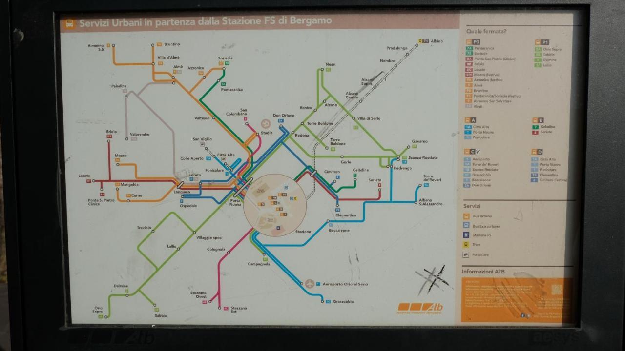 Nxt Station Deluxe Apartment 베르가모 외부 사진