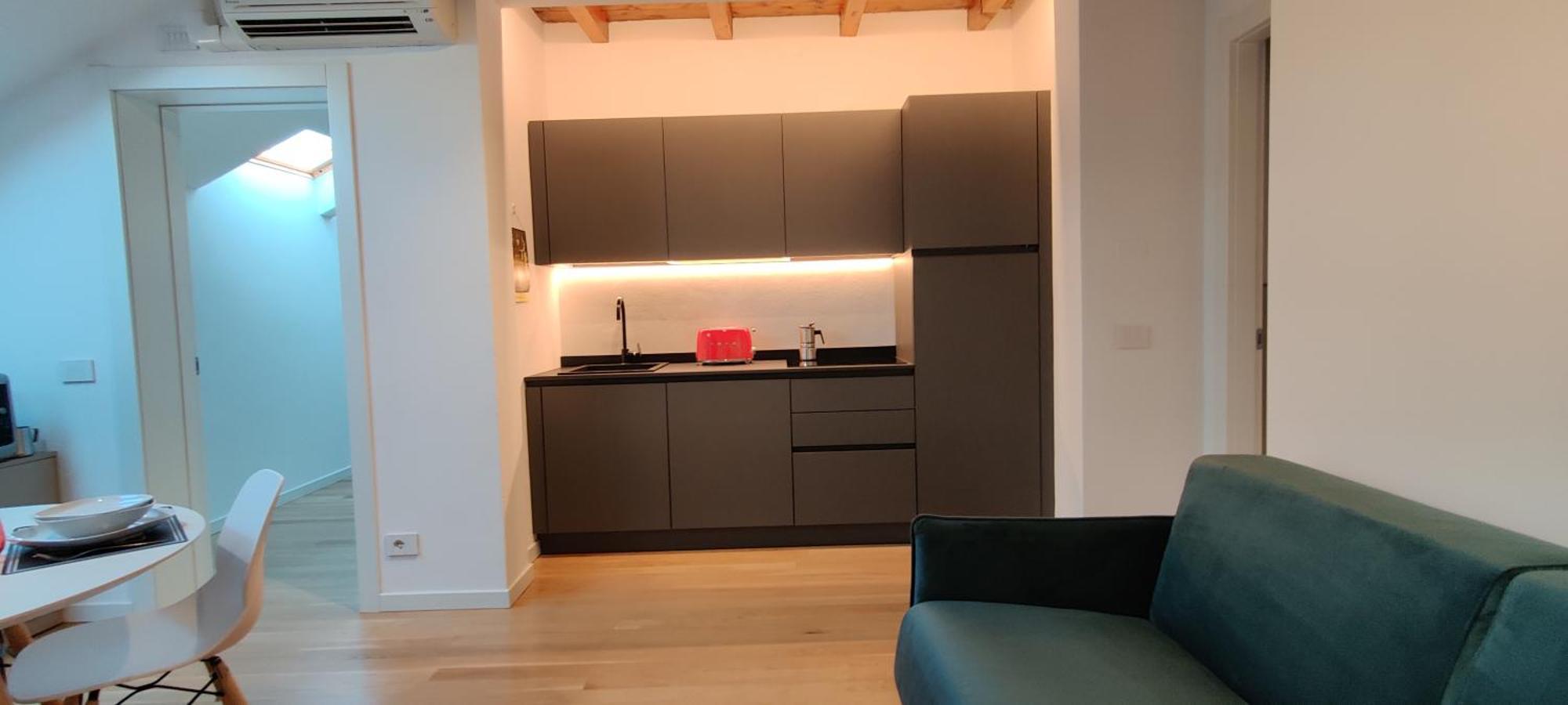 Nxt Station Deluxe Apartment 베르가모 외부 사진