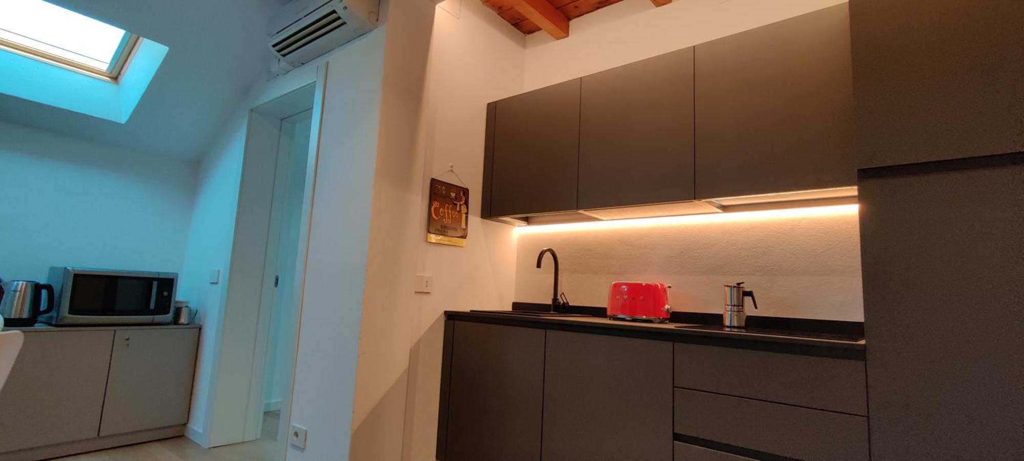 Nxt Station Deluxe Apartment 베르가모 외부 사진